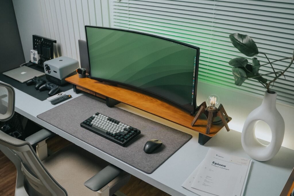 Best desk accessories for deep work
